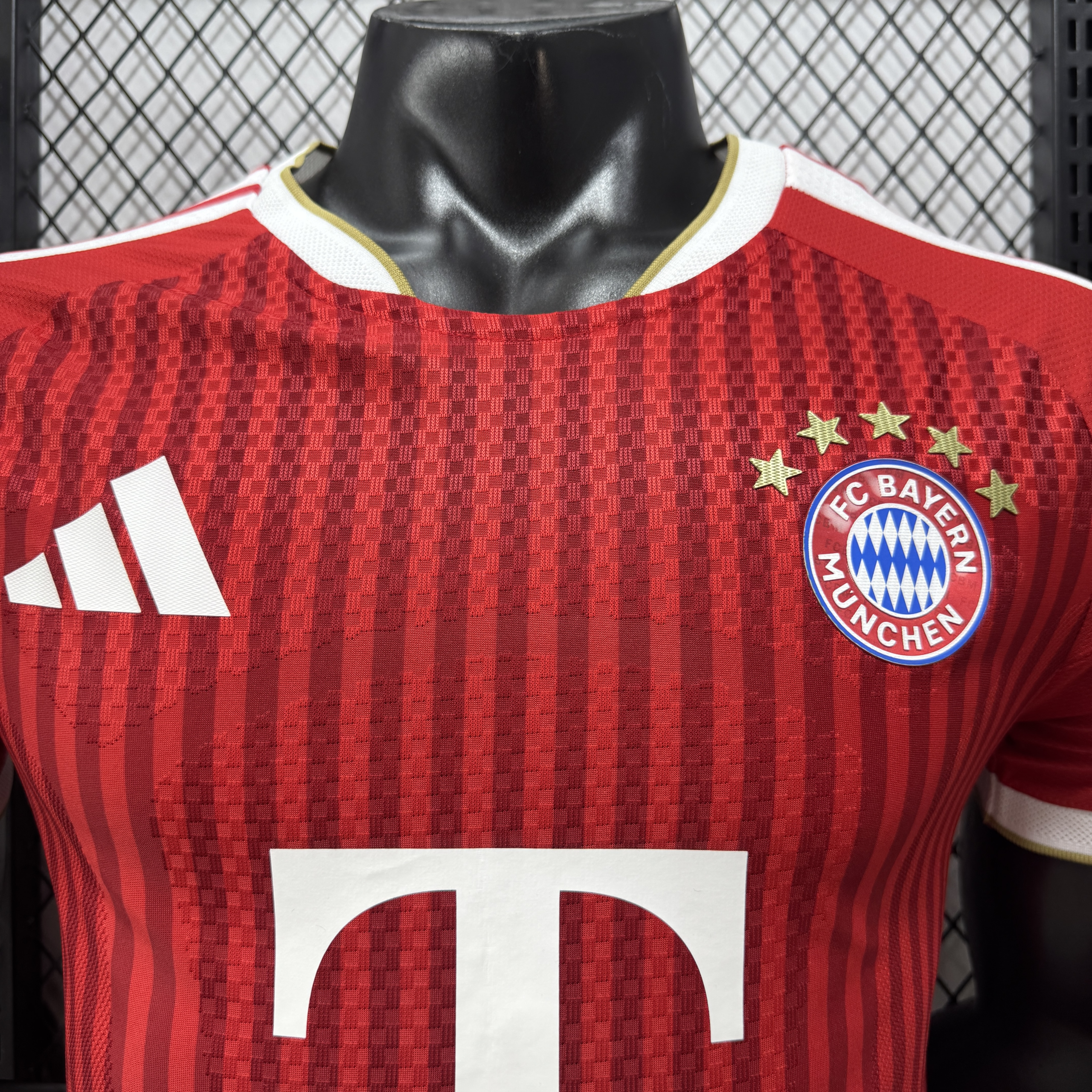 26-27 Bayern Munich Home Jersey 5A Quality - 图片 3