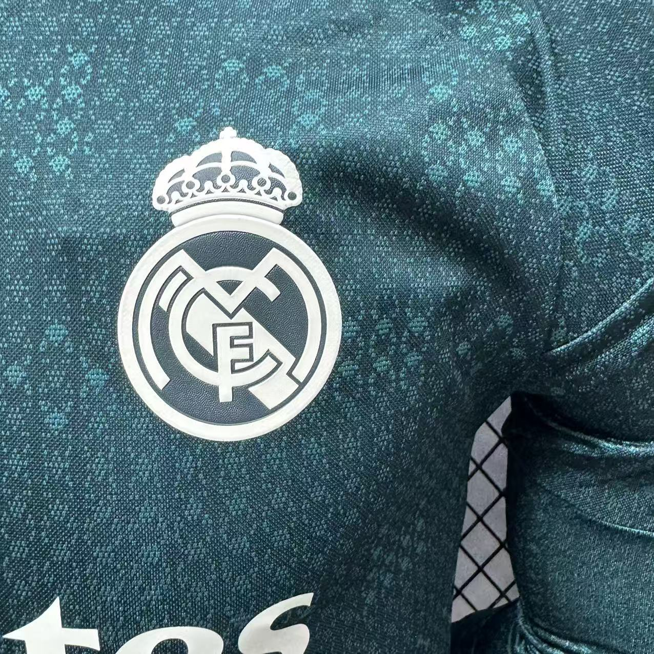 26-27 Real Madrid Away Long Sleeve Jersey 5A Quality - 图片 5
